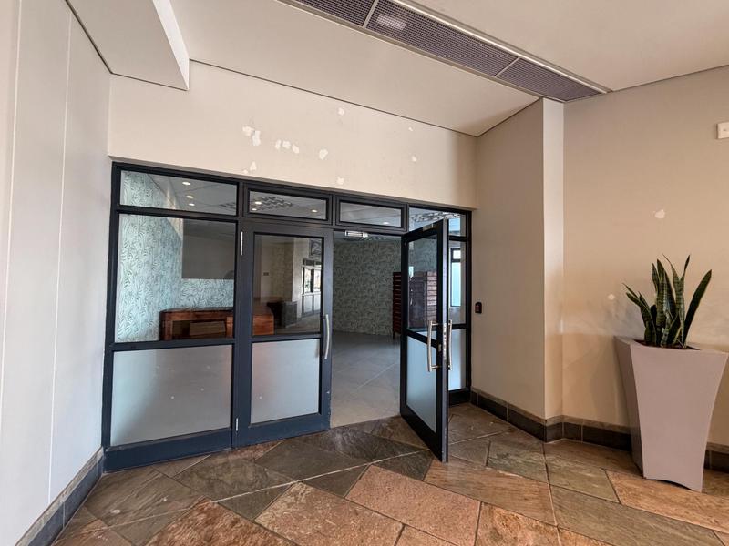 To Let Commercial Property for Rent in Humewood Eastern Cape